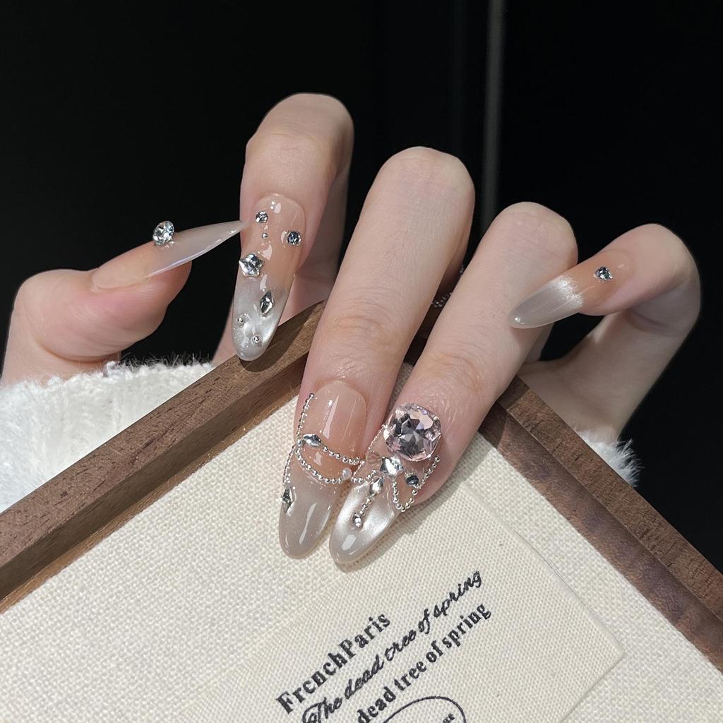 Handmade Medium-Length Cat Eye Press-On Nails with Rhinestones - Super Sparkly, Elegant, and Skin-Brightening 2025 Autumn/Winter Bestseller.