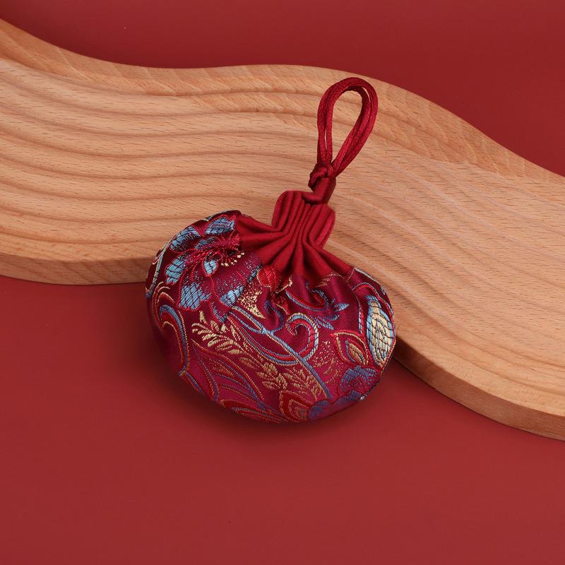 Scented Sachet: Hanging Cotton Linen Bag with Traditional Chinese Medicine Aroma for Bedroom
