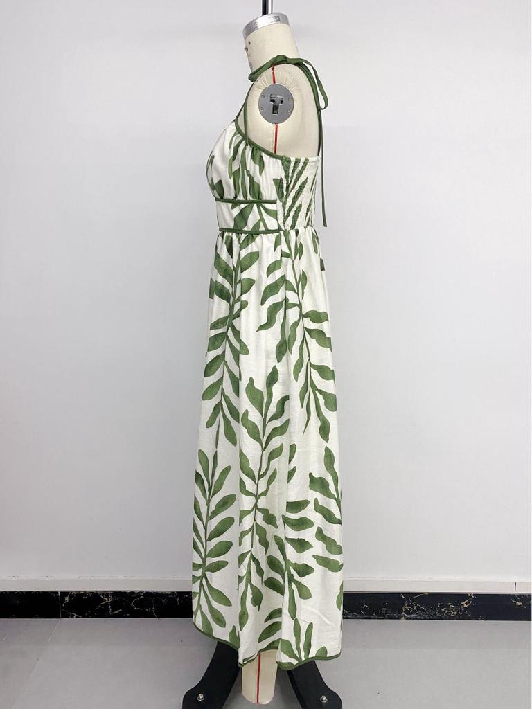 2026 Summer Green Leaf Print Spaghetti Strap Dress: Fresh Seaside Vacation Style