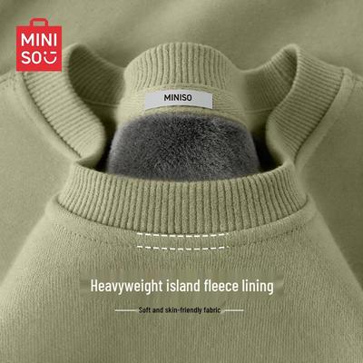 Teplé oblečení – Mikiny a halenky