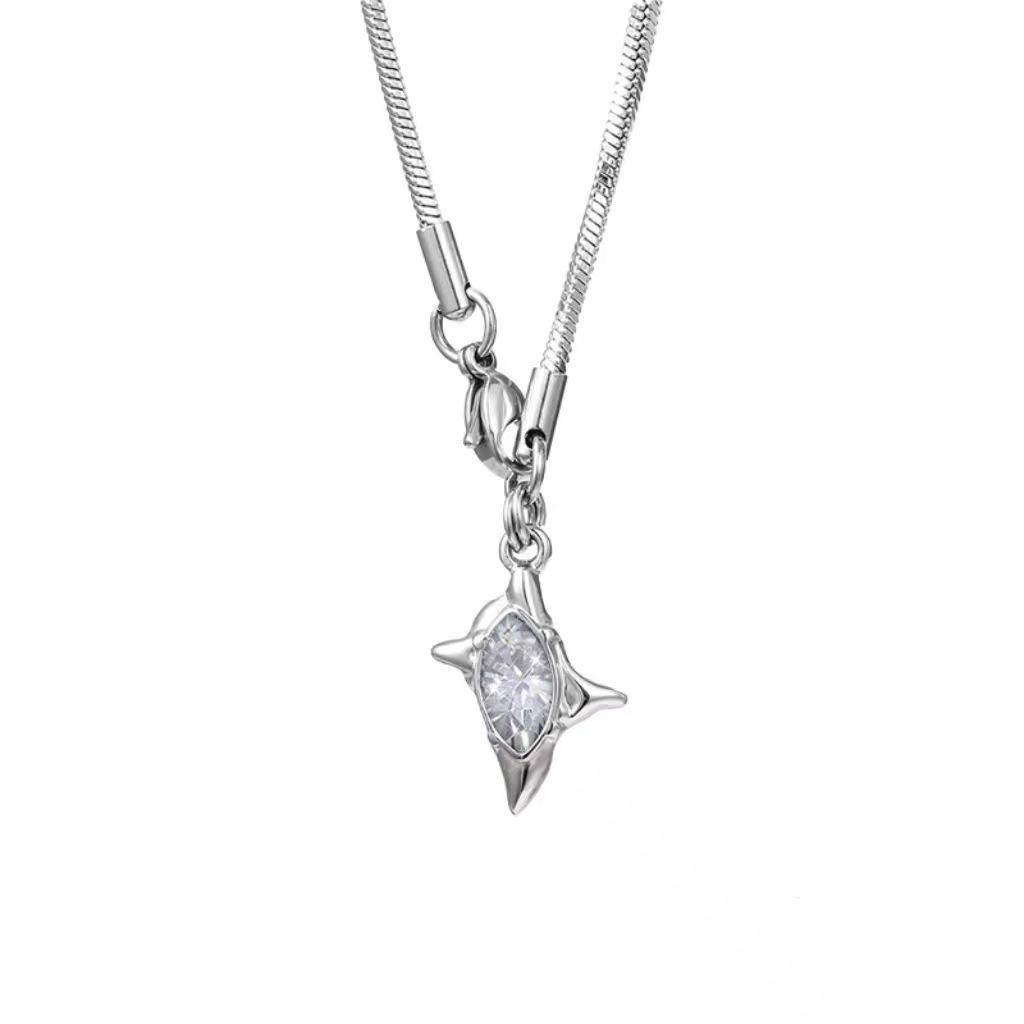 

Shining tetragonal star zircon necklace niche design sense fashion simple ins wind sweet cool temperament collarbone chain tide белый