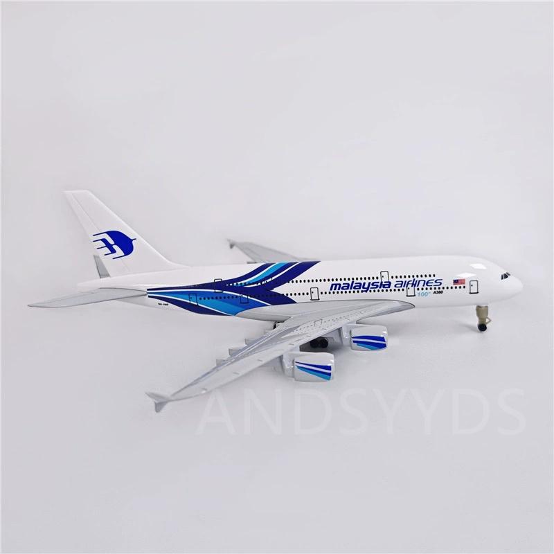 1/400 Scale Malaysia A380 Airlines 20cm Metal Alloy Model Aircraft With Landing Gear Diecast Plane Display Home Decorative