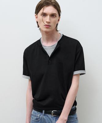 DRAW FIT Layered Roll-Up Henley Neck T-Shirt [Black]