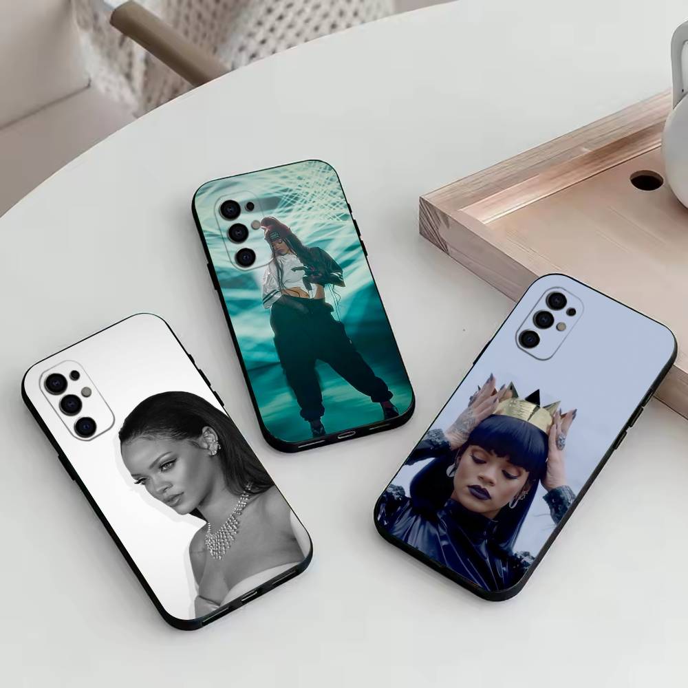 Singer-R-Rihanna Phone Case Black Silicone Soft For Samsung S25,S24,S21,S22,S23,S30,Ultra,S20,Plus,Fe,Lite