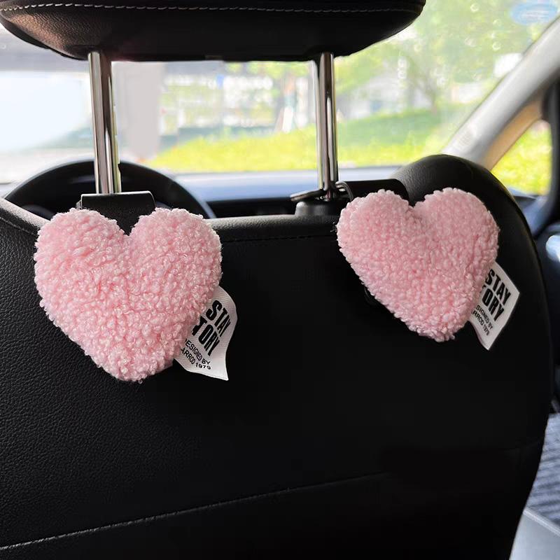 2pcs Cute Retro Red Heart Car Seat Back Hooks Vehicle Headrest Organizer Hanger for Groceries Bag Handbag Clips Auto Decortion