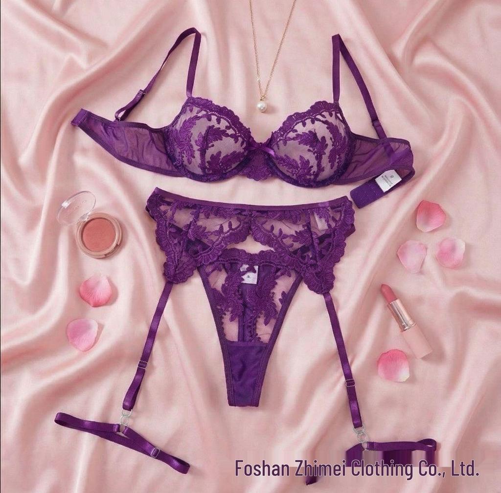 Y Sınır Ötesi Şeffaf File İç Giyim Seti: Sekiz Üç Parçalı Kadın Şeffaf Sütyen