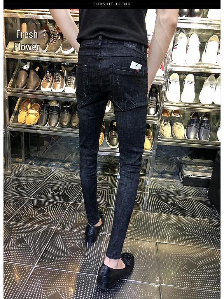 Men's Retro Slim Fit Korean Skinny Jeans with Whisker Detail for Fall/Winter