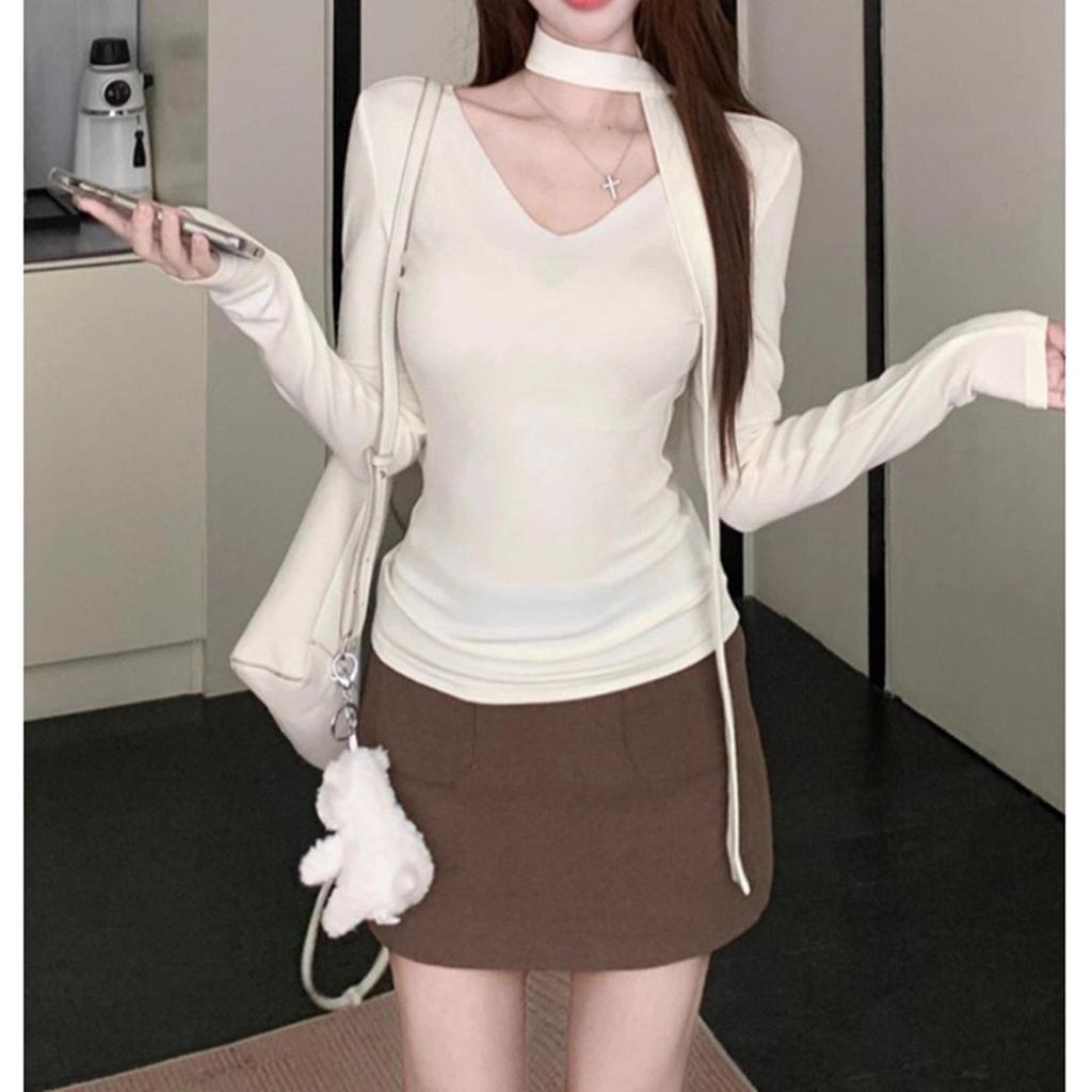 Women's Korean Long-Sleeve Pink V-Neck T-Shirt, Lace-Up, Slim Fit, Trendy Hot Girl Style, Perfect for Spring & Autumn.
