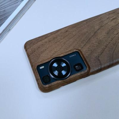 Stilvolle Aramidfaser Bambus Holz Handyhülle für Huawei P60 Pro