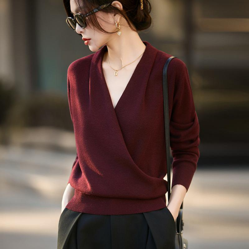 Elegant Women's Cross V-neck Wool Knit Sweater - Long-Sleeved 2026 Autumn/Winter Base Layer Fashion