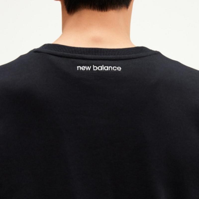 New Balance Long Sleeve Tee Eqs Nbnce11013 19 Uni Essential Small Logo Sweatshirt  Sta