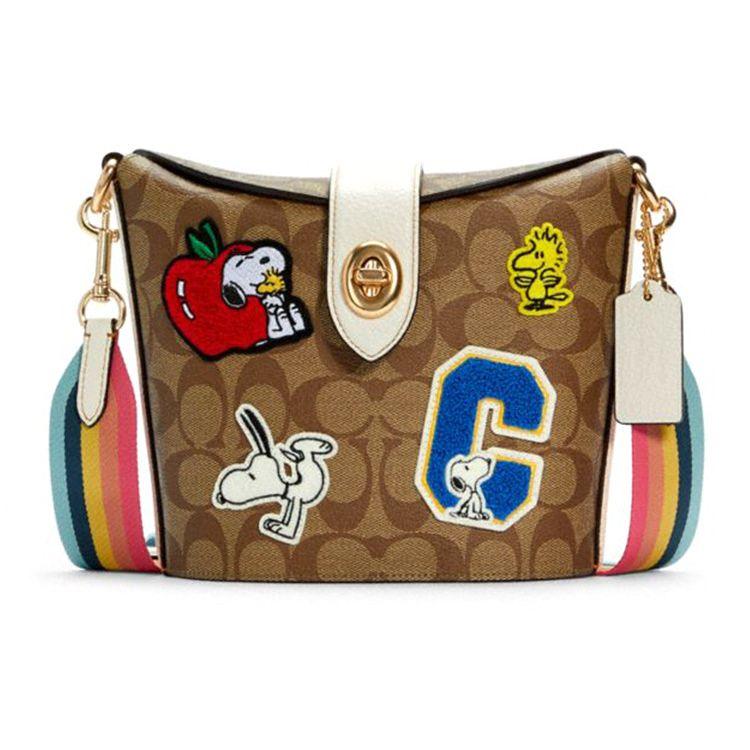 

Coach X Peanuts Snoopy Addie 18 Snoopy Print Cartoon Patchwork Canvas And Leather Crossbody Bag Women crossbody bag Khaki Rainbow C4113-IMLOT Basic Set (Bag+Dust Bag)