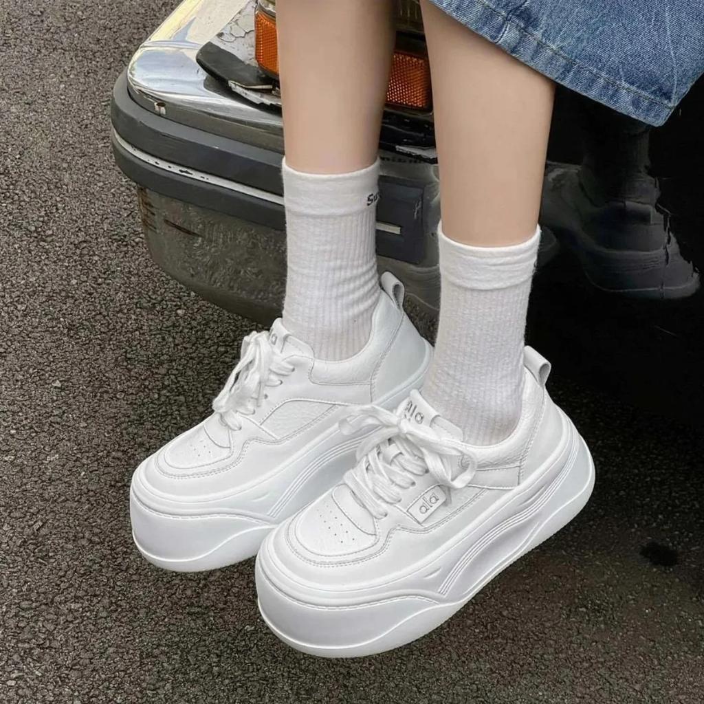 Leather Thick Bottom Boost Foam Bottom White Sneakers Women's Fall Casual Breathable Versatile Board Shoes