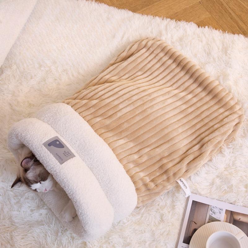 

Cat Sleeping Bag Fluffy Feel Thickened Winter Pet Pocket Semi-Enclosed Cats Dogs Warming Pad Kitten Soft Warm Nest Pet Supplies коричневый