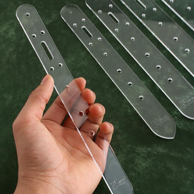 5Pcs Clear Acrylics Belt Hole Punching Templates Leather Belt Hole Positioning Templates 5 Size 25mm 30mm 35mm 38mm 40mm