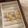 So eye-catching! Retro gold butterfly fringed stud earrings light luxury high-end earrings temperament elegant earrings girl