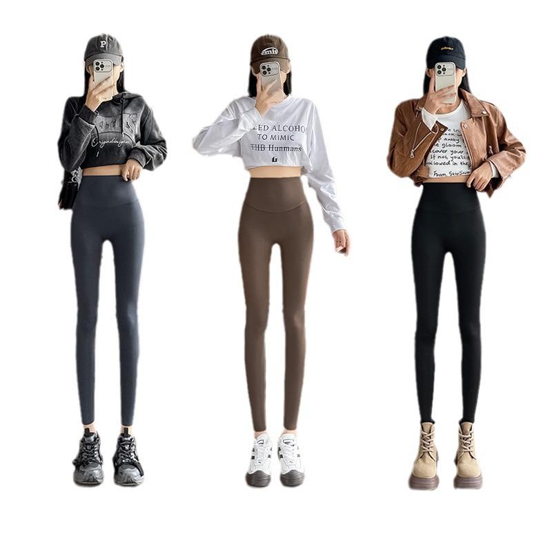 Nowe legginsy sportowe z pluszem podnoszące biodra dla kobiet - Moda jesienno-zimowa