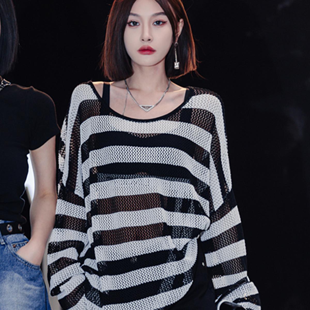 

Женский летний дизайнерский ажурный полосатый вязаный топ, тонкий, свободный, универсальный, дышащий, с защитой от солнца, блузка в ленивом стиле 2XL