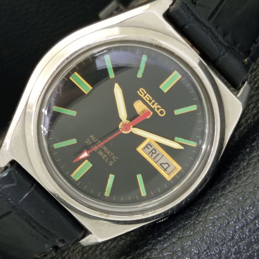 

ЯПОНИЯ ВИНТАЖ SEIKO 5 АВТОМАТИЧЕСКИЕ 7019A МУЖСКИЕ ЧАСЫ С ЧЕРНЫМ ЦВЕТОМ ЦИФЕРБЛАТА a701902-5 R207-a701902