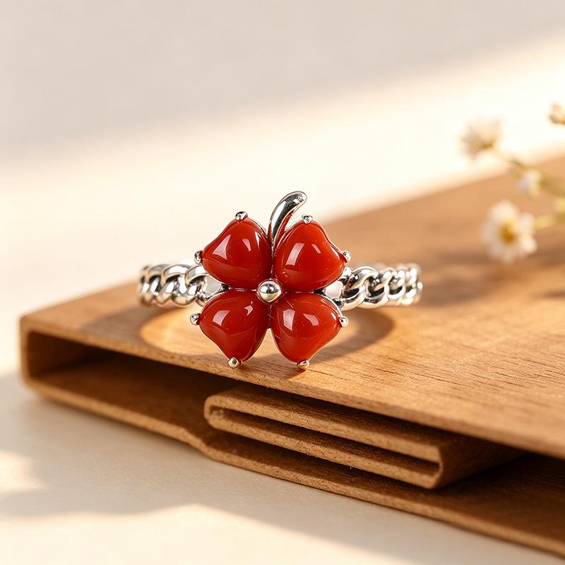 Elegant Southern Red Four-Leaf Clover Women's Adjustable Ring – Creative and Versatile Fashion Accessory