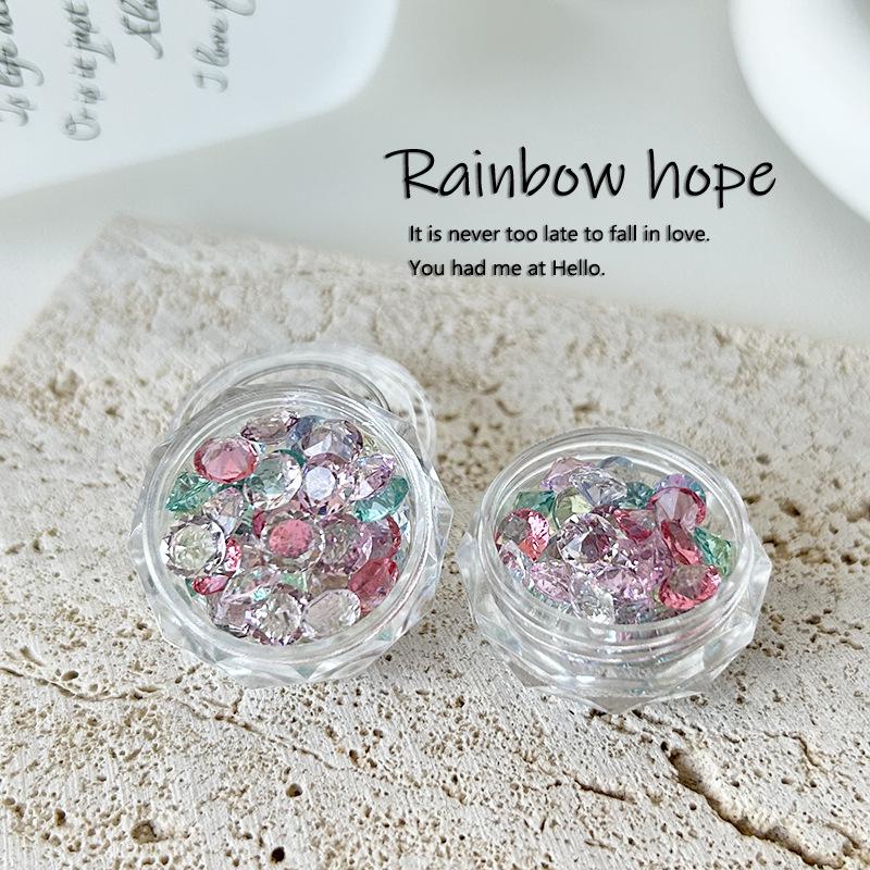 

Радужные стразы K9 для ногтей Сад Моне: Разноцветный, Заостренная задняя часть, Легкий роскошный декор для накладных ногтей