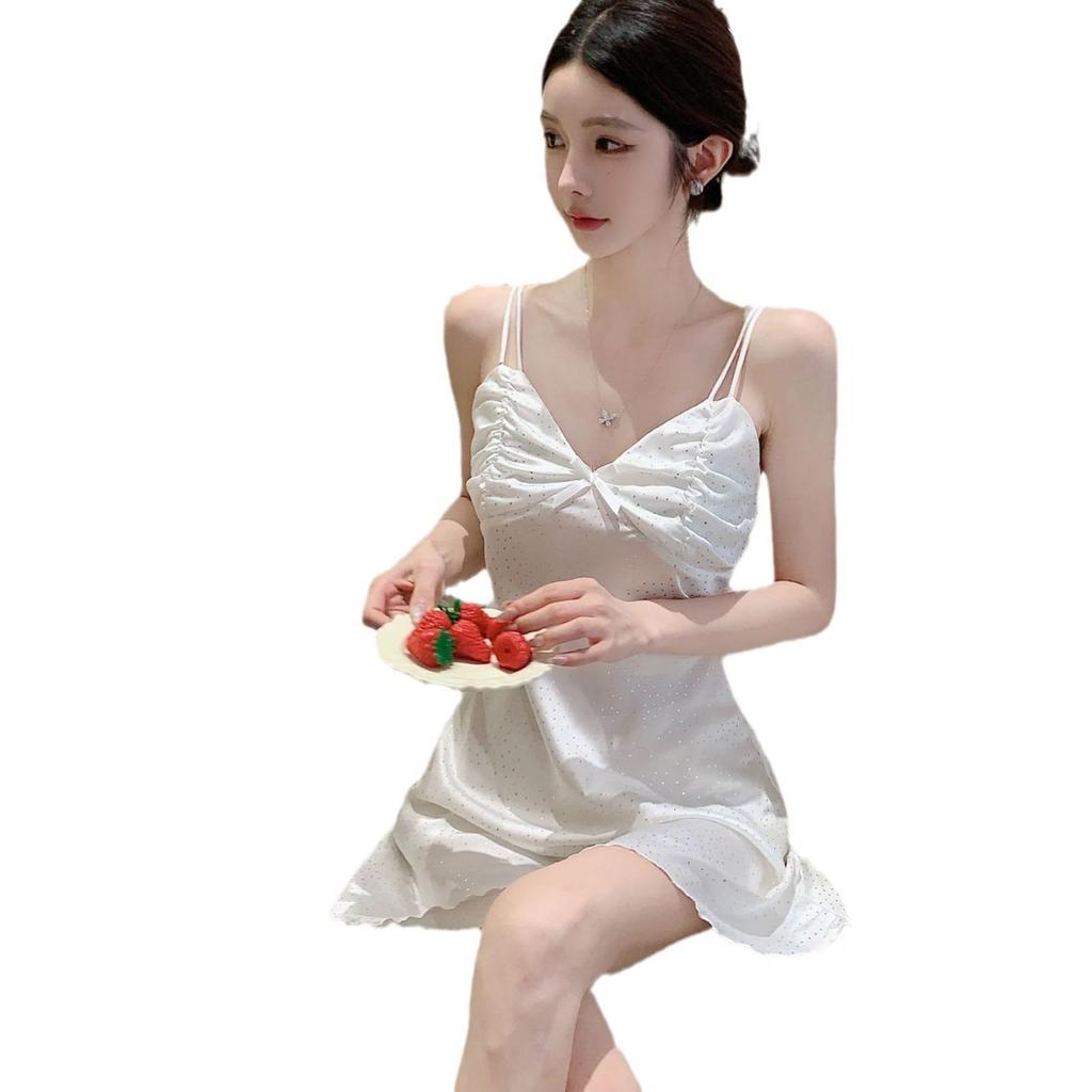 Pajamas new summer women's sexy suspender pajamas ice silk pure wind with chest pad V-neck mood pajamas temptation