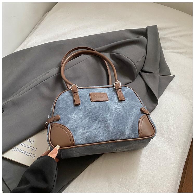 Fashionable Handbag Simple and Individual Underarm Bag Large-capacity Casual Color-matched Single-shoulder Women's Bag