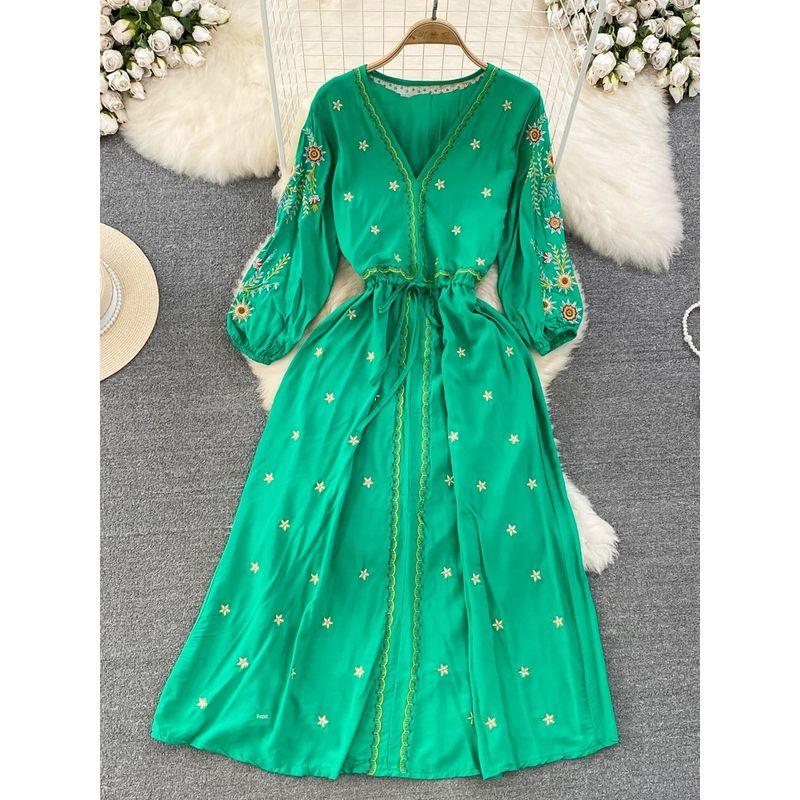 Ethnic Style Yunnan Travel V Neck A- line Dress Embroider