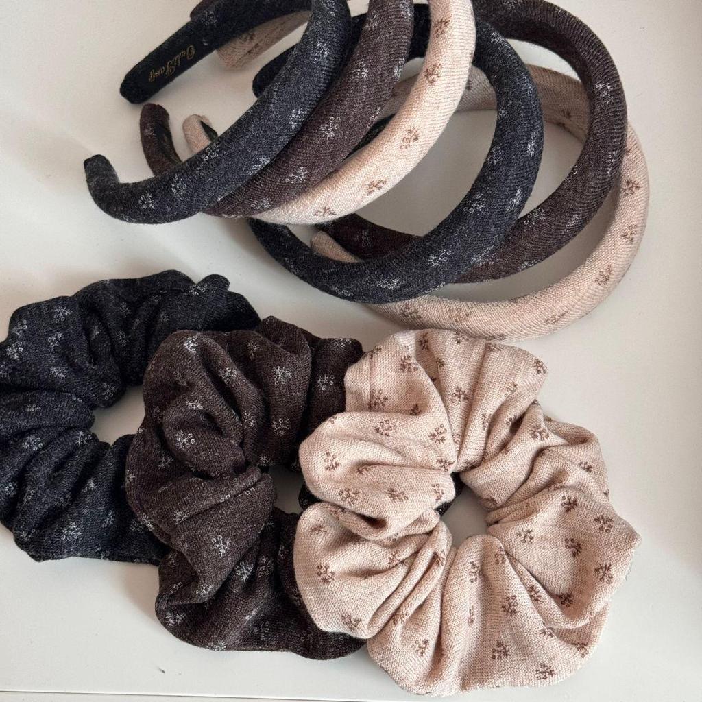 Blumen-Stoff-Stirnband mit Schwammkopf für Herbst/Winter - Elegantes Damen-Haaraccessoire