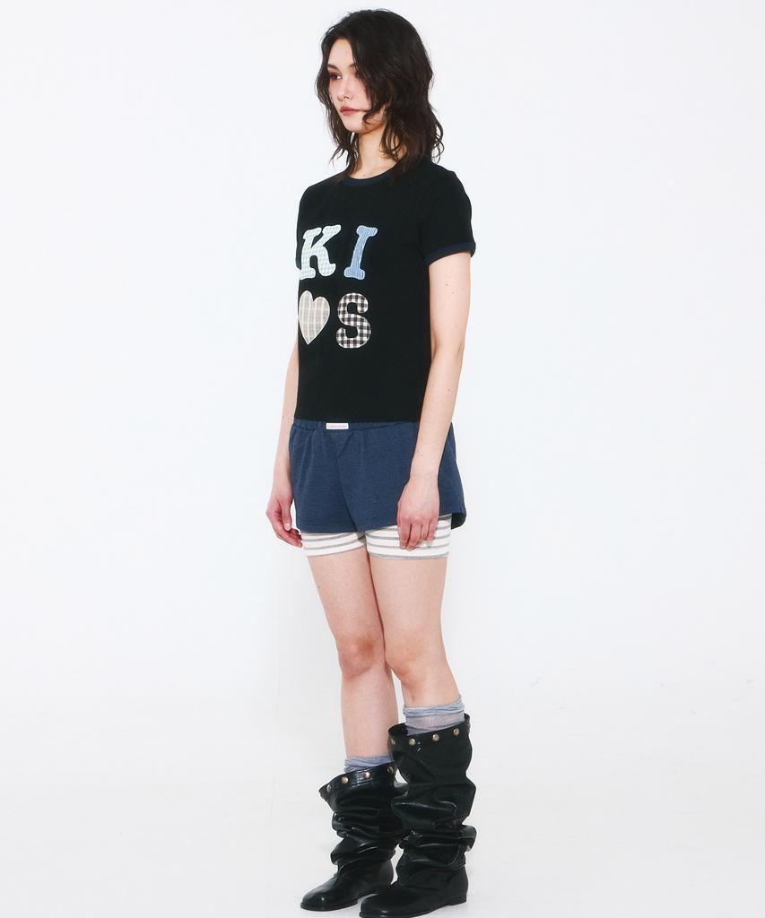 Kimseupeulesikoteunmakes Kiss Mare Applique Logo T-Shirt Black