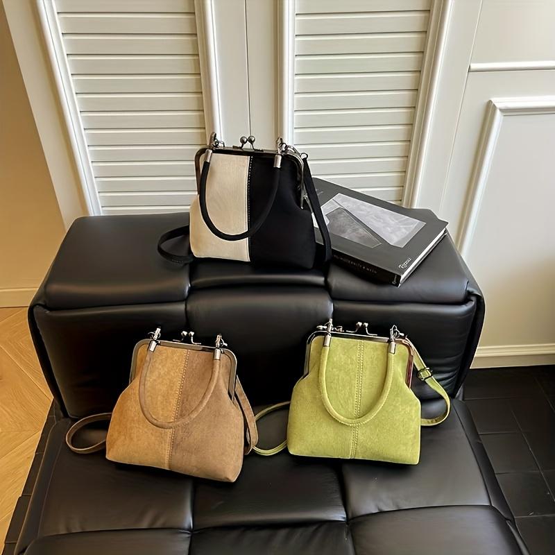 Retro-style color-blocked handbag/crossbody bag with adjustable shoulder strap, suitable for everyday use, and a perfect gift.