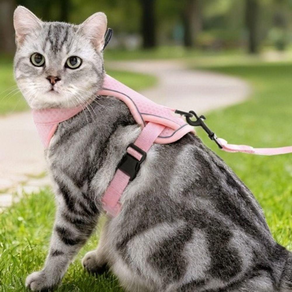 Reflective Design Cat Harness Vest Escape Proof Adjustable Vest Pet Walking Harness Breathable Comfortable Cat Traction Rope