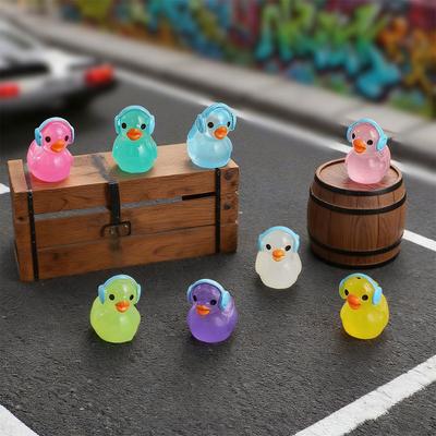 Non-Toxic Glow In Dark Duck With Headphones 10/20Pcs Luminous Resin Music Theme Decor For Fairy Garden