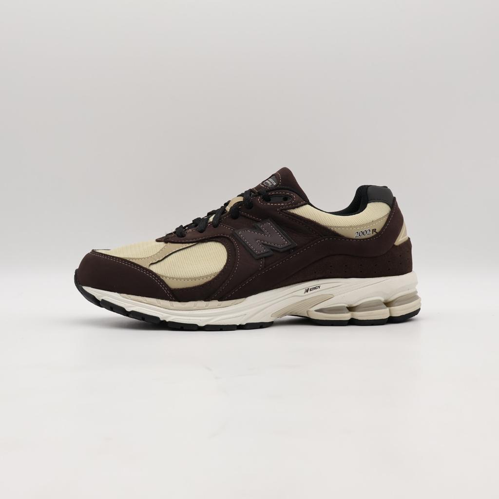M2002RXQ New Balance 2002R GORE-TEX Černá káva (pánské)