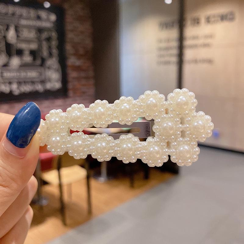 Korean Rhinestone Pearl Hairpin for Women: Elegant Side Clip for Bangs