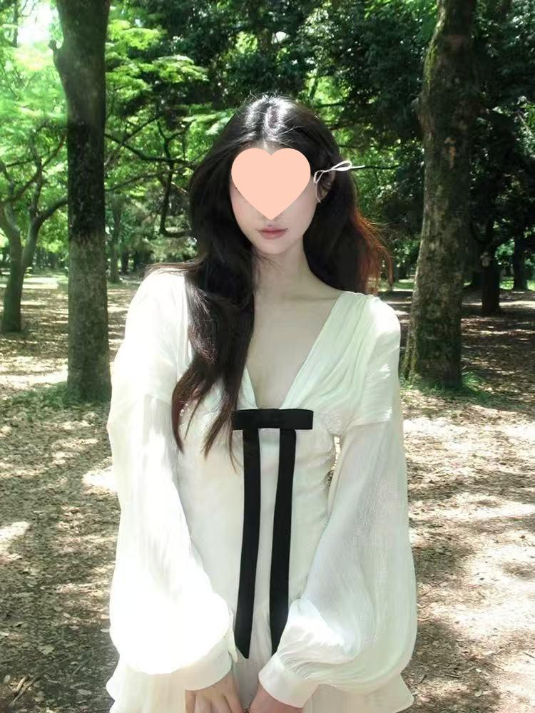 French Elegant High-end Bow V-neck Pleated Slim-fit White Dress for Women - Autumn Style