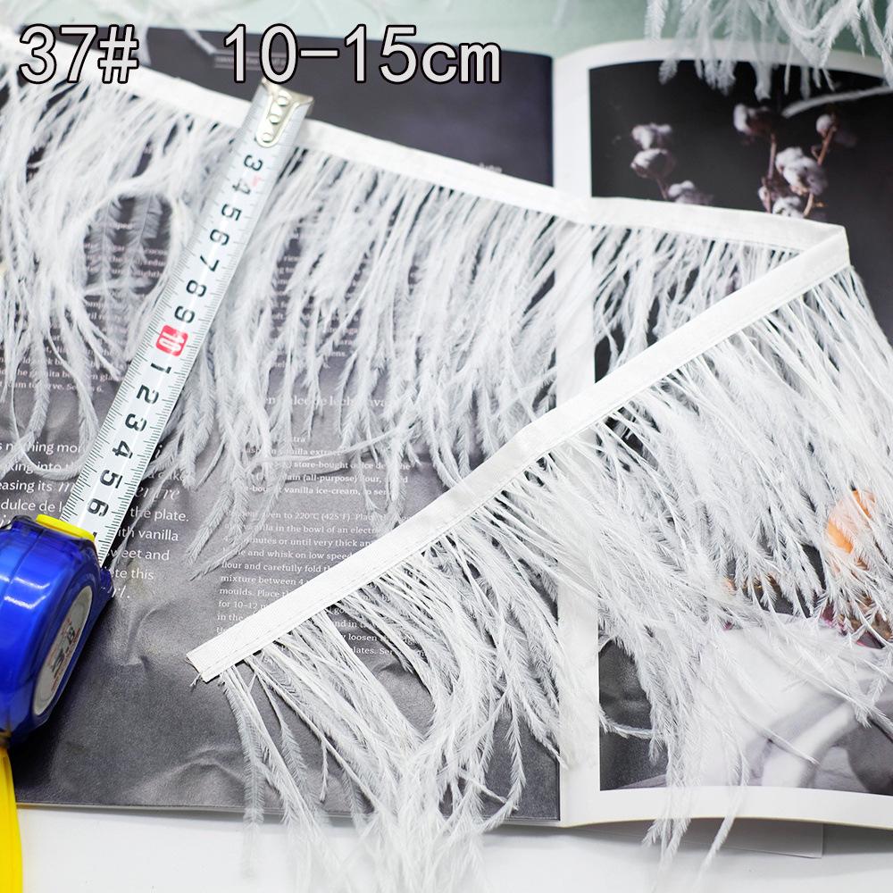 Weiße Feder Kollektion: DIY Handgemachte Bekleidungsaccessoires mit Gänse- und Truthahnfedern