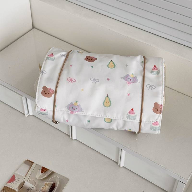 Cute Bear Makeup Bag With Large Capacity And Foldable Design For Travel And Daily Use