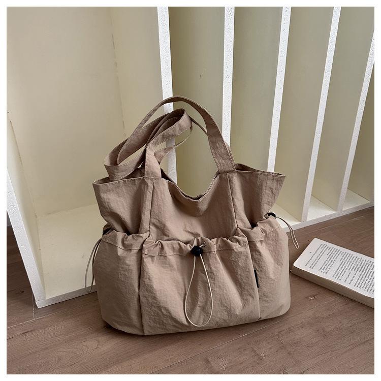 

New Fashi Nyl Shoulder Bag Women Large Capacity Casual Tote Bag Lazy Style Versatile Crossbody Purse Minimalist Commute Bag хакі