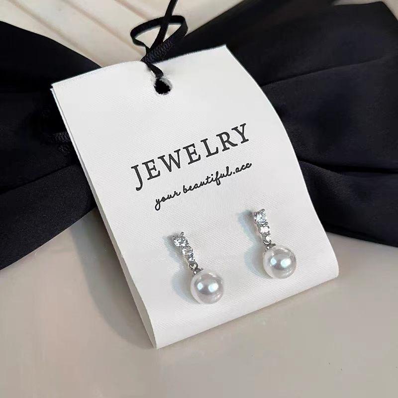 

French Pearl Stud Earrings Light Luxury High-End Temperament Earrings Retro Small Fragrant Simple Earrings