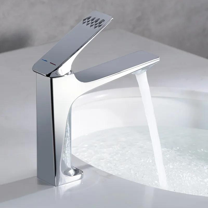 Household Hot and Cold Water Mixing Tap Bathroom Faucet Splash Proof Single Hole Basin Faucets Deck Mounted Black/silver/white