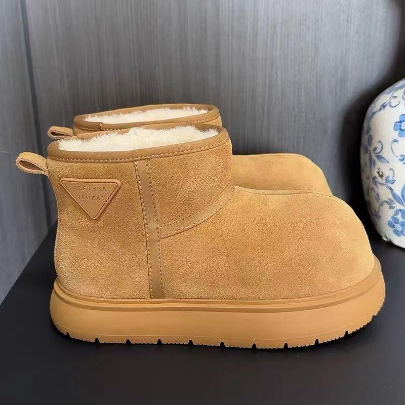 Thick-soled Snow Boots Women's 2025 New Winter Velvet Warm Short Tube Ugly Cute Big Cotton Shoes Bread Shoes Short Boots