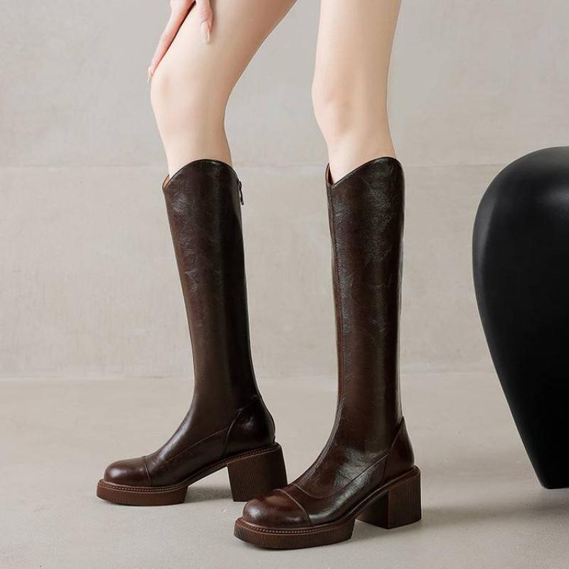 Koreanische Version von Damenmode-Stiefeln mit mittlerem Absatz und großer Größe, neue dicksohlige, rutschfeste Damenstiefel mit Reißverschluss, Herbst- und Winter-Hochstiefel