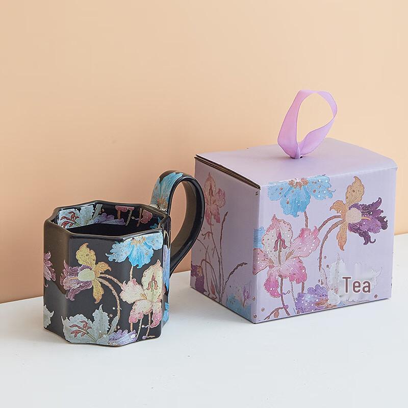 Vintage Iris Ceramic Mug