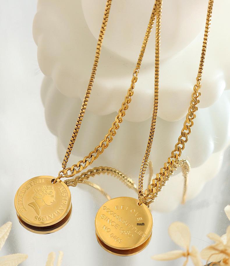 Spicy Girl Autumn & Winter Hip Hop Portrait Pendant Sweater Necklace M002-3