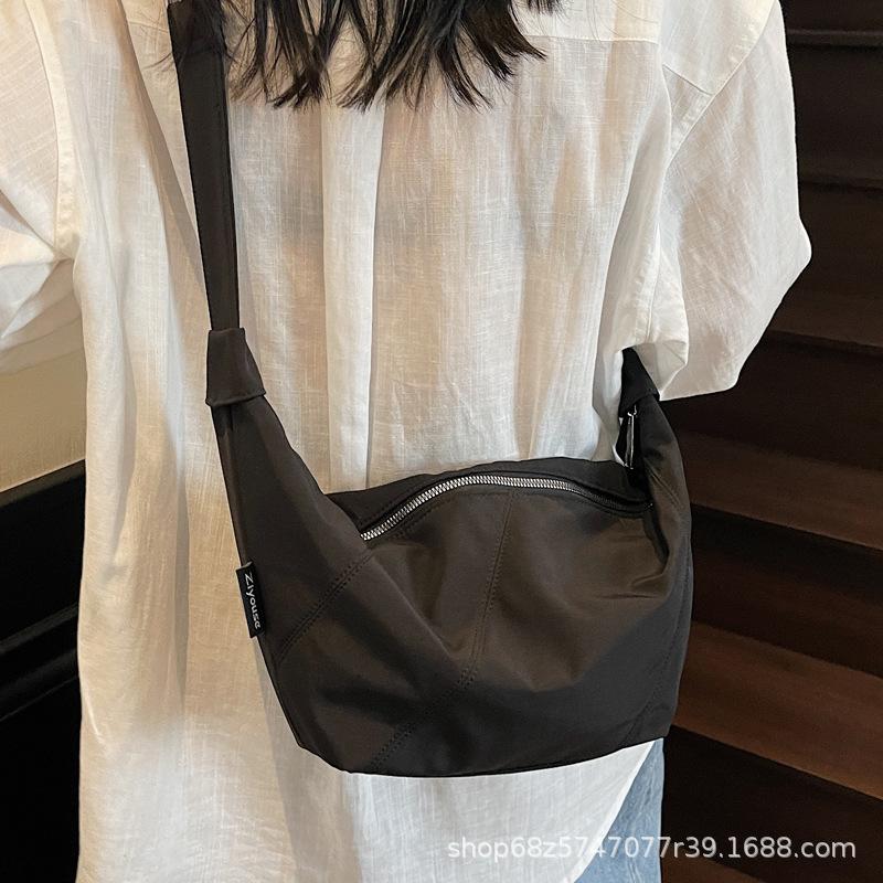 Nylon Cloth Bag Women's Large Capacity 2025 New Casual High-end One-shoulder Crossbody Bag Simple Summer Dumpling Bag