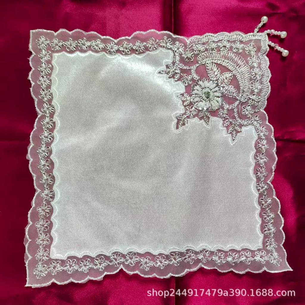 Stylish 28CM Plush Lace Embroidery Table Mat: DIY Beading Placemat & Dustproof Coaster