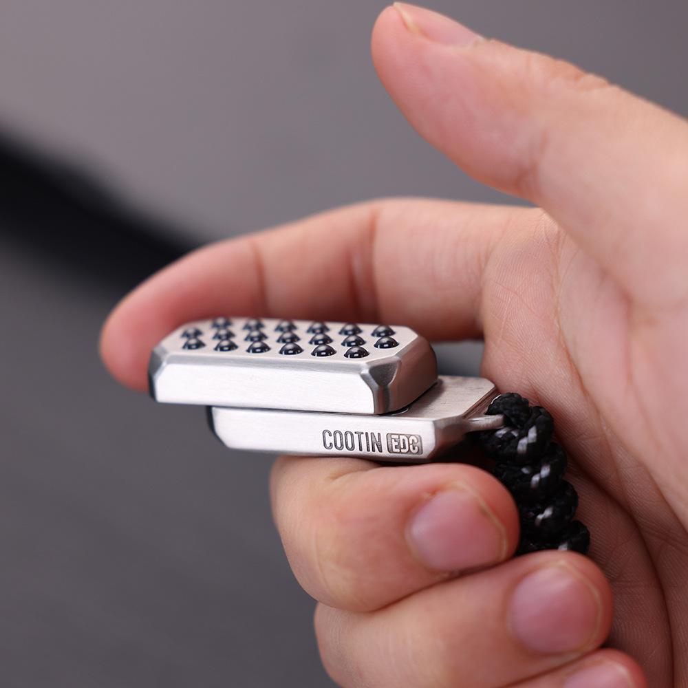 

Magnetic Push Card Throwing Cards Pushing Plate Mechanical Slider Coin Stress Relief Toy Edc Metal Stress Relief Toy Antistresse