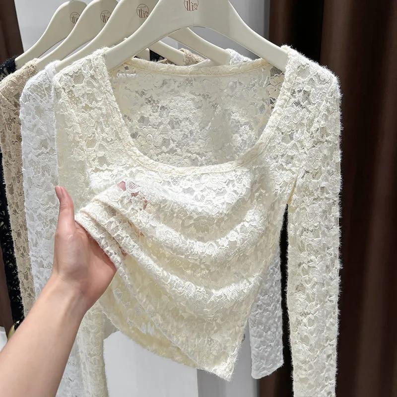 Camicetta da Donna Primaverile Floreale in Pizzo Testurizzato con Scollo Quadrato a Maniche Lunghe