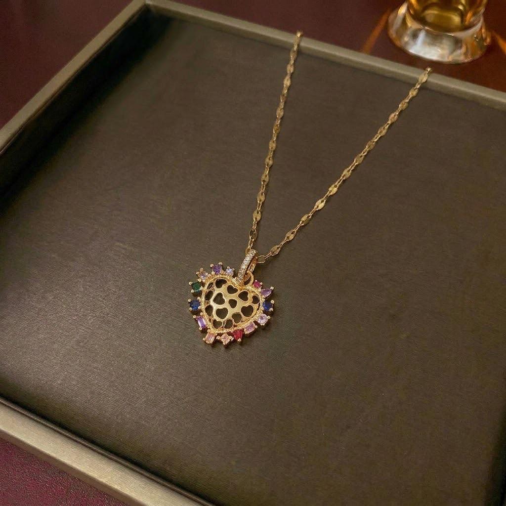 Women's Cross-Border Fashion Necklace with Colorful Zirconia Heart and Titanium Steel Clavicle Chain